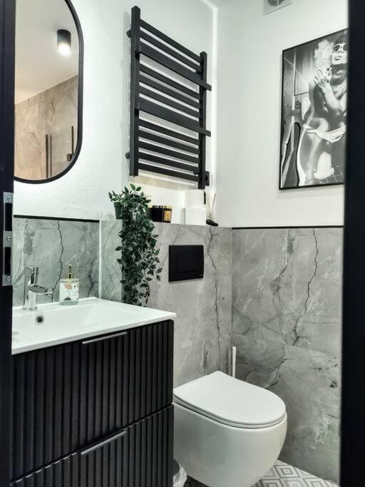 No. 8 / Nr 8 By Cooee Apartament Warszawa