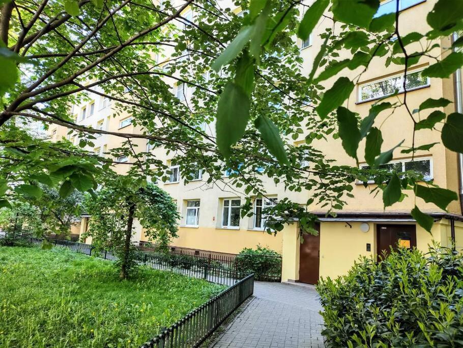 No. 8 / Nr 8 By Cooee Apartament *